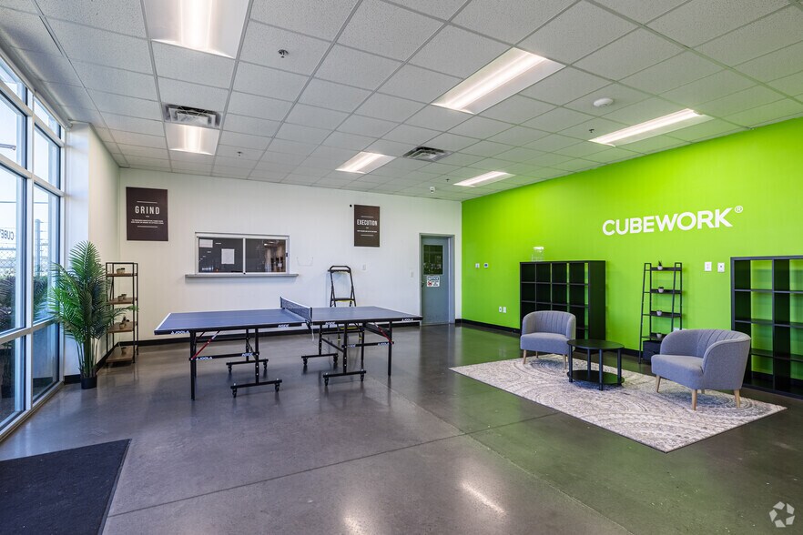 More Photos Of 320 Morgan Lakes Blvd, Pooler Distribution For Lease