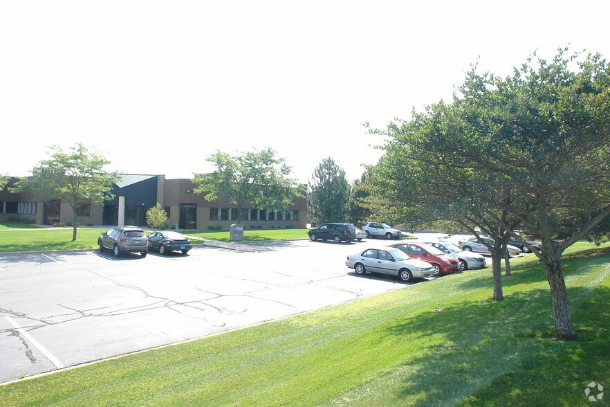 More Photos Of 7615 Golden Triangle Dr, Eden Prairie Light Manufacturing For Lease