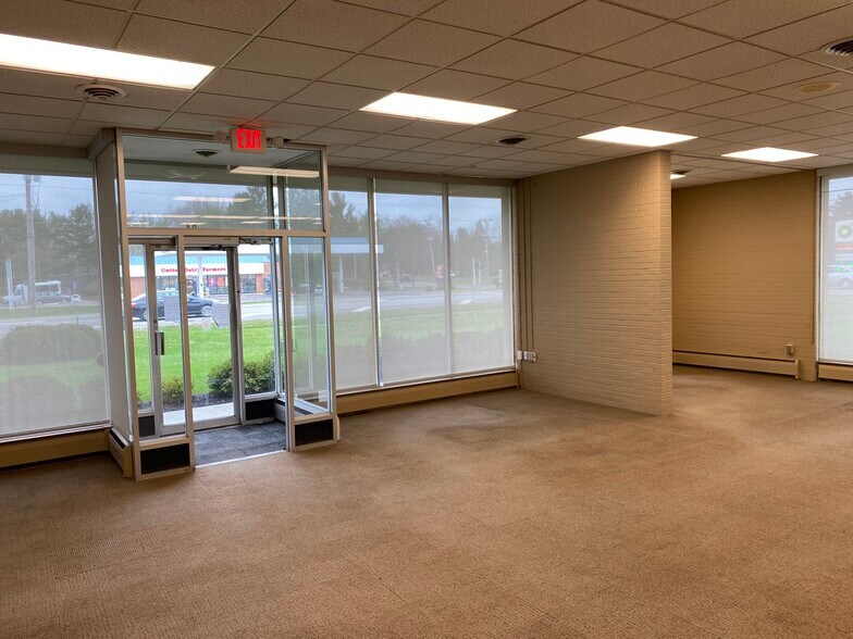 More Photos Of 84 W Broad St, Pataskala Bank For Sale