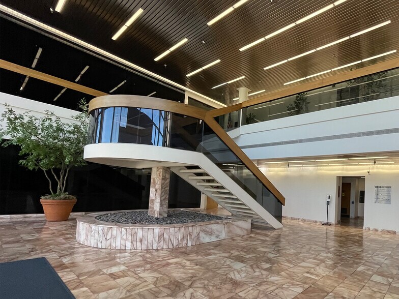 More Photos Of 7202 E Rosewood St, Tucson Office For Sale