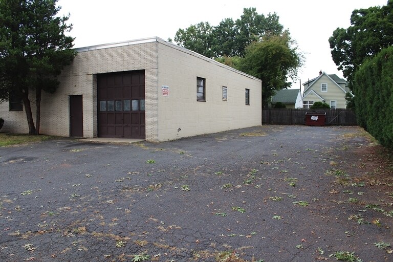 More Photos Of 380 Ludlow Ave, Cranford Warehouse For Sale