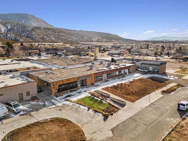 More Photos Of 120 E Altamira Dr, Cedar City Office Residential For Lease