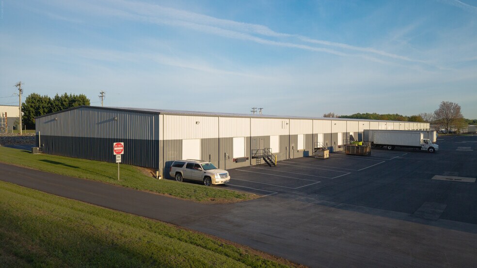 More Photos Of 1381 South Park Dr, Kernersville Light Manufacturing For Lease