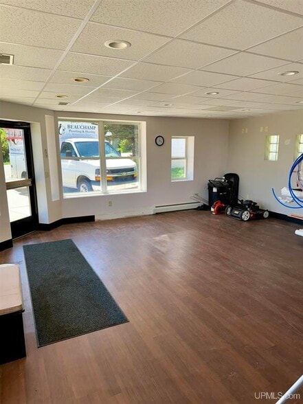 More Photos Of 601 W Munising Ave, Munising Medical For Sale