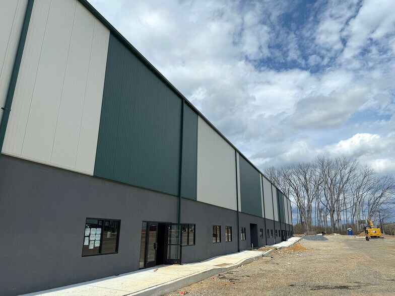 More Photos Of 2843 Mitchell, Allentown Warehouse For Lease