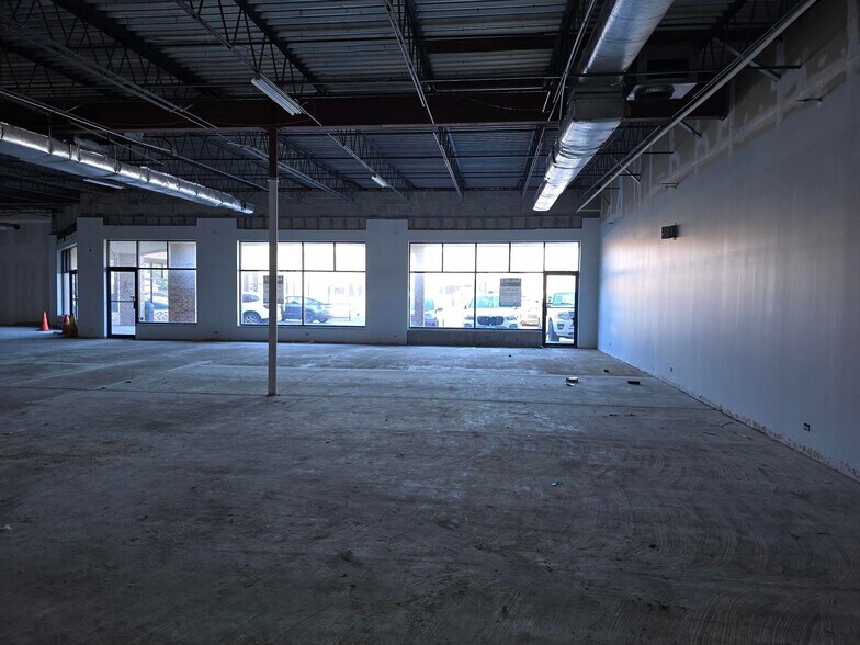 More Photos Of 3351 N Harlem Ave, Chicago Unknown For Lease