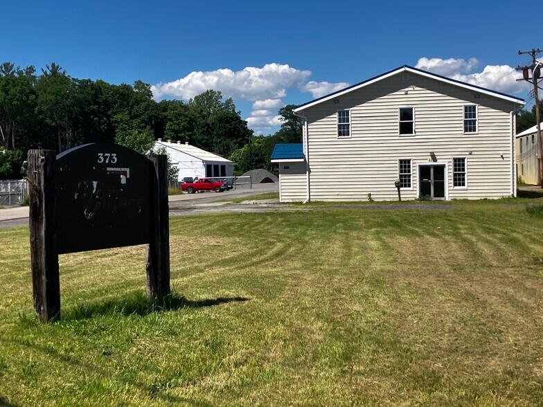 More Photos Of 373 Pleasant Ave, Hamburg Manufacturing For Lease