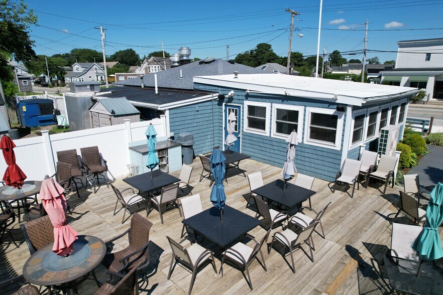 More Photos Of 501 Park Ave, Portsmouth Restaurant For Sale