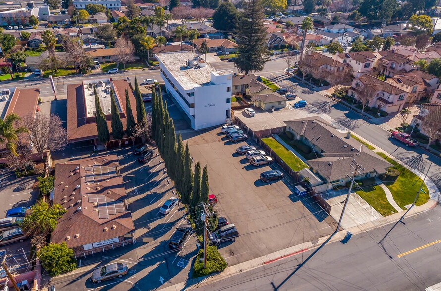 More Photos Of 373 S Monroe St, San Jose Medical For Sale