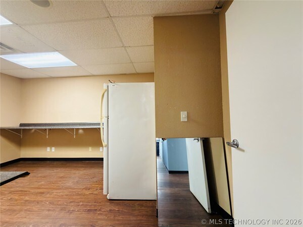 More Photos Of 1002 E Cherry St, Cushing Medical For Sale