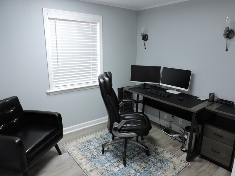 More Photos Of 5722 Dunn Ave, Jacksonville Medical For Sale