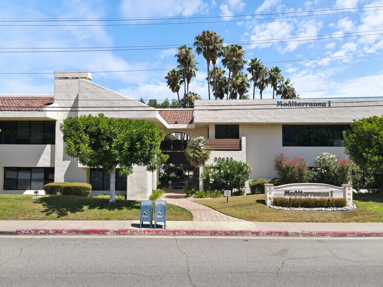 More Photos Of 30423 Canwood St, Agoura Hills Office For Sale