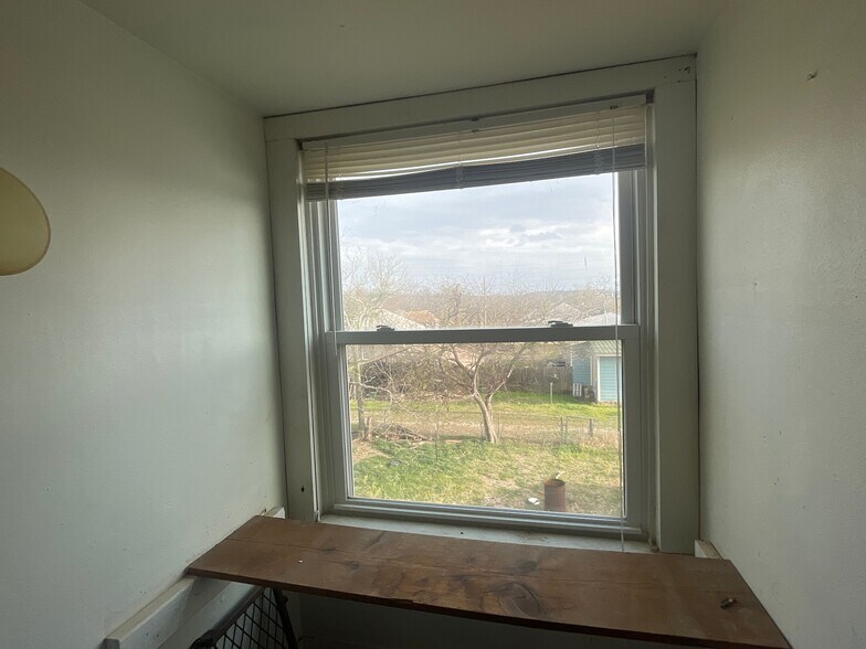 More Photos Of 215 W Main St, Lometa Specialty For Sale
