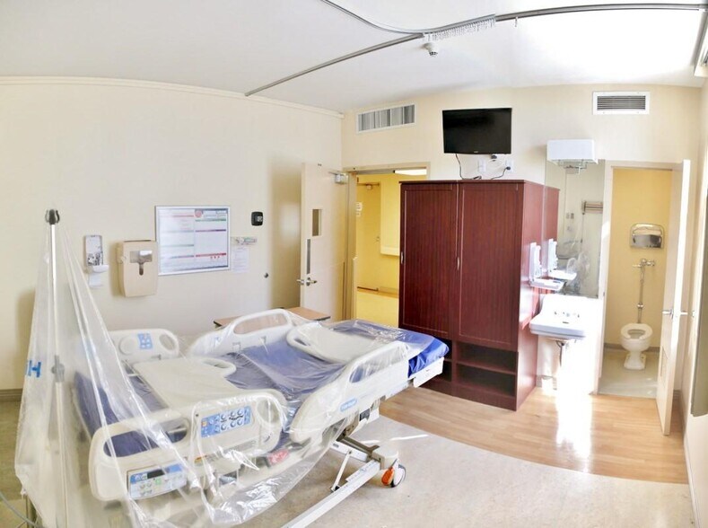 More Photos Of , Long Beach Unknown For Sale