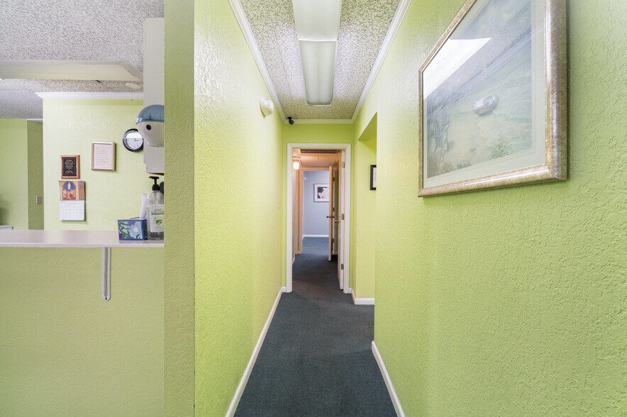 More Photos Of 6005 Silver Star Rd, Orlando Medical For Sale