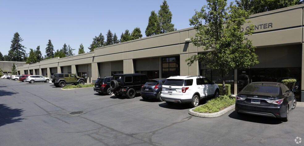 More Photos Of 5805-5835 Jean Rd, Lake Oswego Flex For Lease
