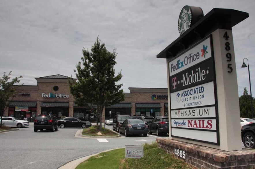 More Photos Of 4895 Peachtree Industrial Blvd, Berkeley Lake Storefront For Lease