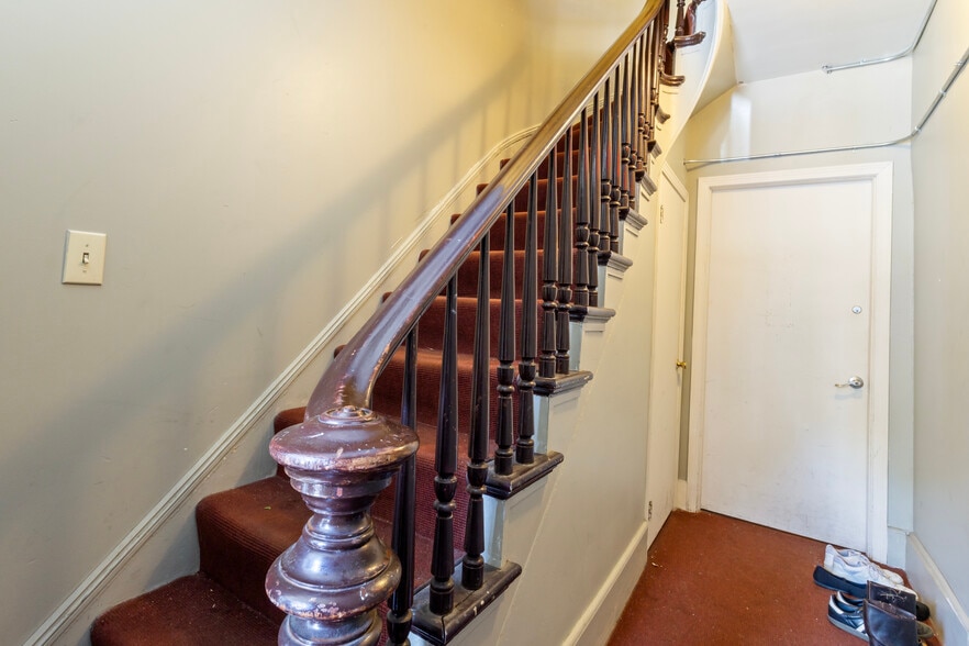 More Photos Of 176 Williams St, Providence Apartments For Sale