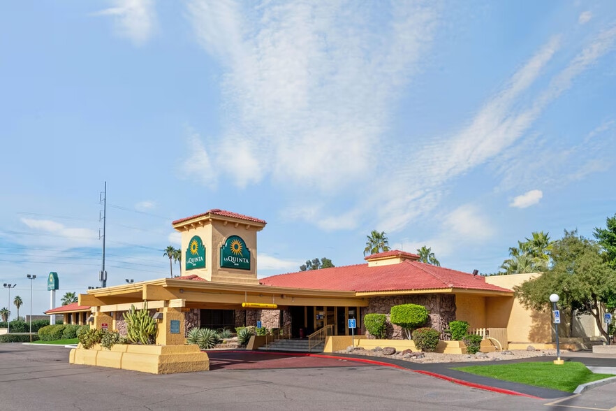 More Photos Of 2510 W Greenway Rd, Phoenix Hotel For Sale