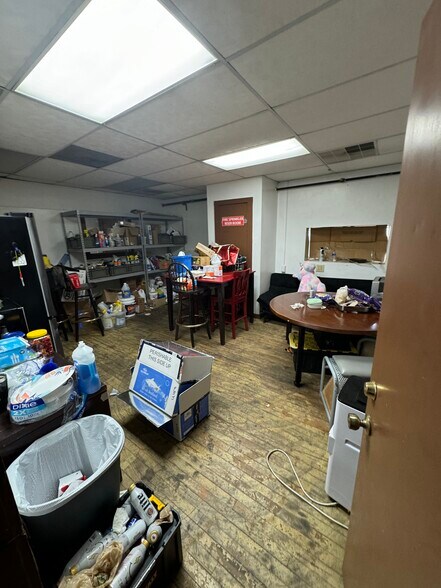 More Photos Of 130 Piper Ln, Salisbury Warehouse For Sale