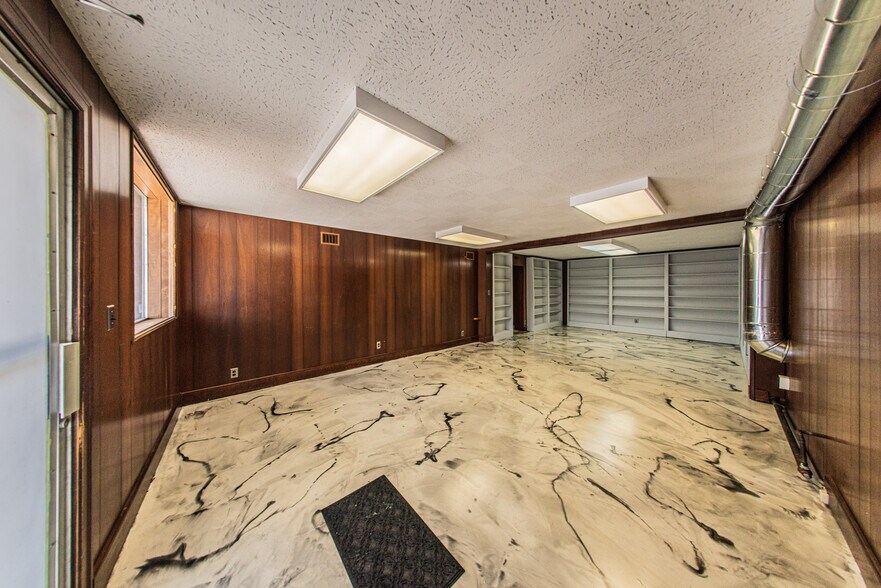 More Photos Of 1200 Broadway St, Paducah Office For Sale