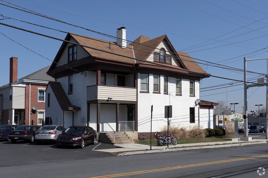 More Photos Of 1002 N Duke St, Lancaster Storefront Retail Residential For Sale