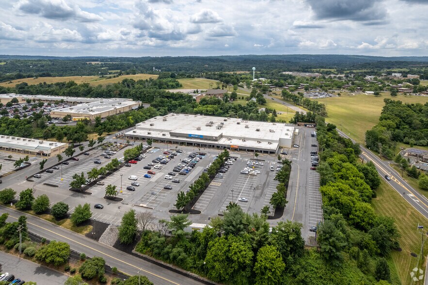 More Photos Of 1 Walmart Plz, Clinton Township Unknown For Lease
