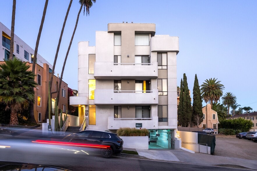 Primary Photo Of 1912 Whitley Ave, Los Angeles Apartments For Sale