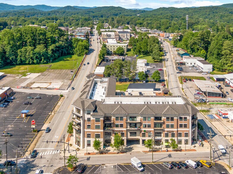 More Photos Of 29 W French Broad St, Brevard Apartments For Sale