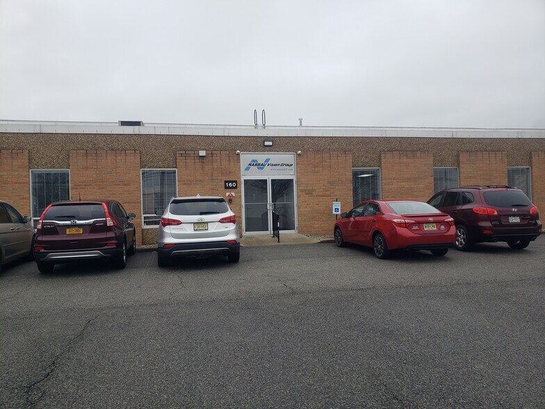 More Photos Of 160 Legrand Ave, Northvale Warehouse For Lease