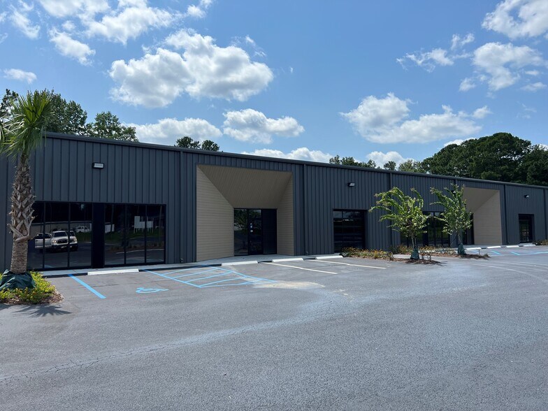 More Photos Of 1341 College Park Rd, Summerville Showroom For Sale
