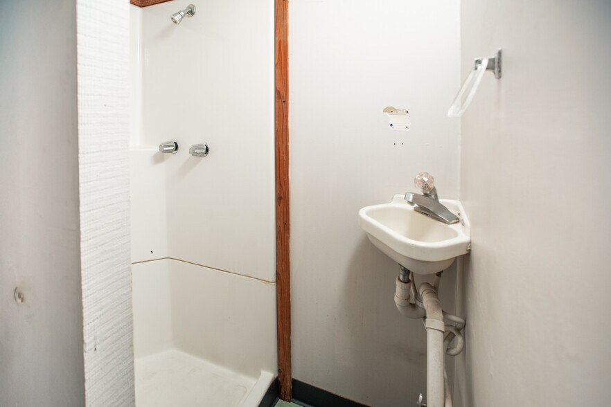 More Photos Of 310-312 1st St, Marysville Office Residential For Lease