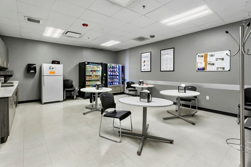 More Photos Of 8681 W Washington St, Tolleson Refrigeration Cold Storage For Lease