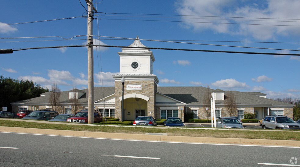 More Photos Of 1 Barrington Pl, Bel Air Office For Lease