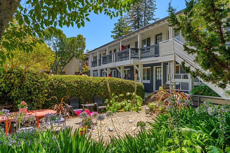 Primary Photo Of 15 San Rafael Ave, San Anselmo Apartments For Sale