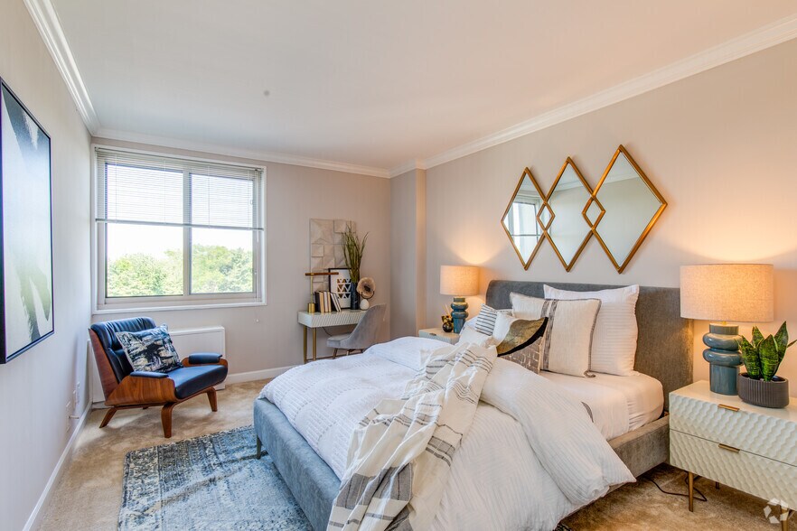 More Photos Of 5480 Wisconsin Ave, Chevy Chase Apartments For Lease