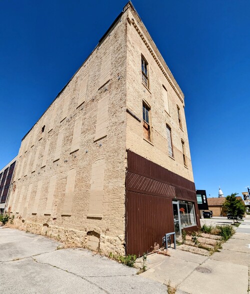 Primary Photo Of 208 S 4th St, Lafayette Storefront Retail Residential For Sale