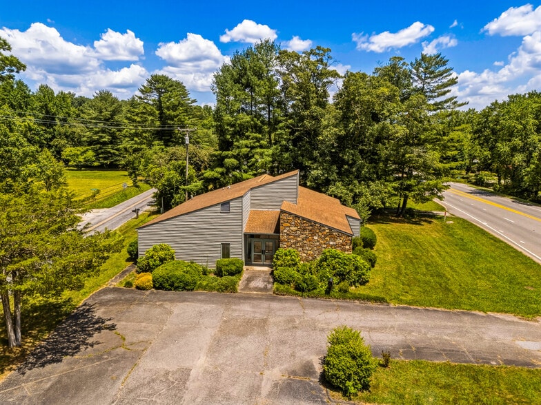 Primary Photo Of 675 Hendersonville Hwy, Pisgah Forest Office For Sale