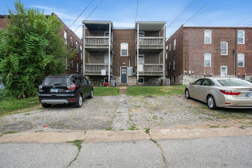 More Photos Of 5039-5041 Chippewa St, Saint Louis Multifamily For Sale