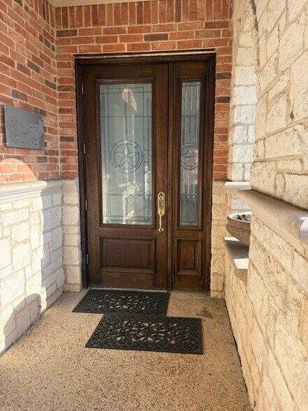 More Photos Of 3325 Premier Dr, Plano Medical For Sale