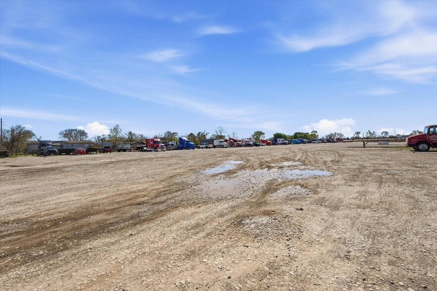 More Photos Of 15134 Beaumont Hwy, Houston Land For Sale