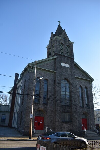 More Photos Of 401 Martin St, Philadelphia Religious Facility For Sale