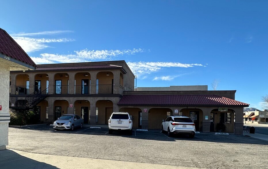 Primary Photo Of 122 E Tehachapi Blvd, Tehachapi Office For Sale