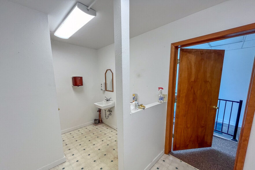More Photos Of 1200 Bozeman Ave, Helena Warehouse For Sale