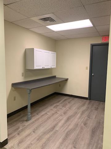 More Photos Of 88 Bradley Rd, Woodbridge Office For Lease