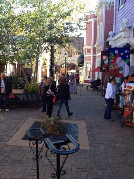 More Photos Of 2800 W Highway 76, Branson Unknown For Lease