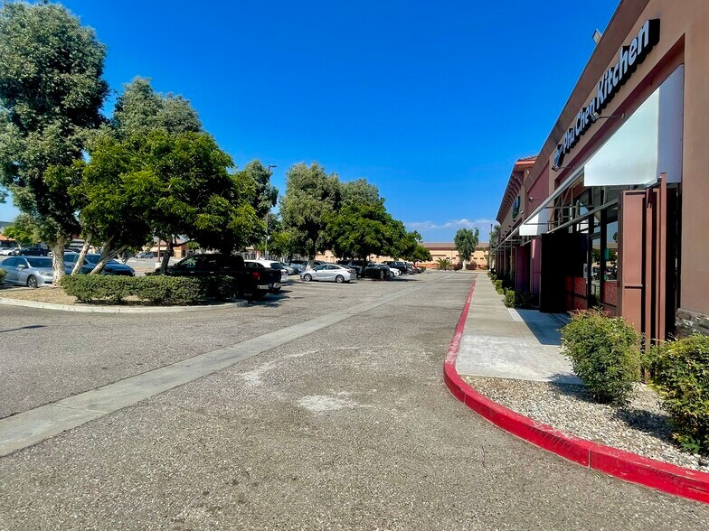 More Photos Of 17218-17238 Foothill Blvd, Fontana Unknown For Lease