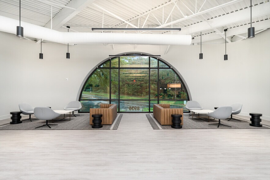 More Photos Of 8900 NorthPointe Executive Park Dr, Huntersville Unknown For Lease