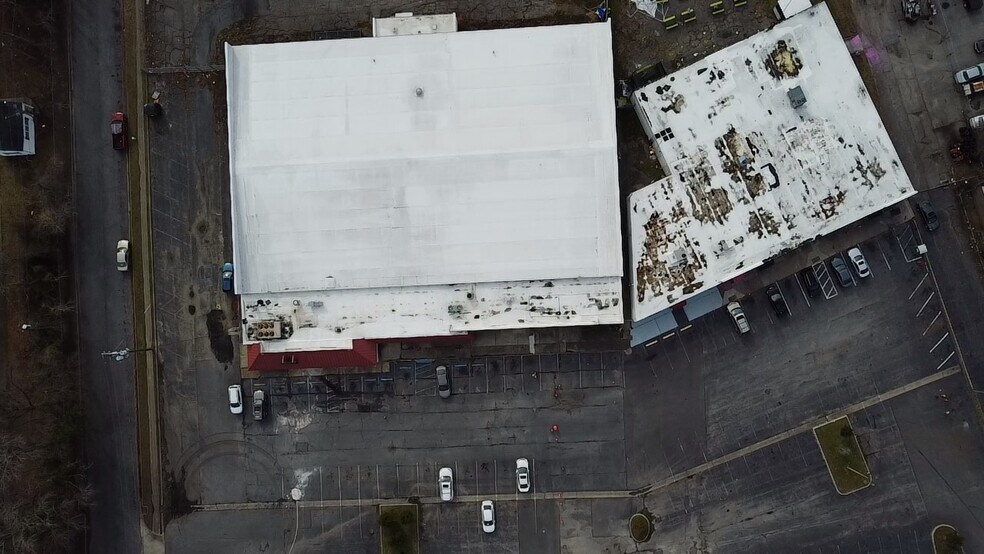 More Photos Of 2515-2517 Victory Blvd, Portsmouth Unknown For Lease