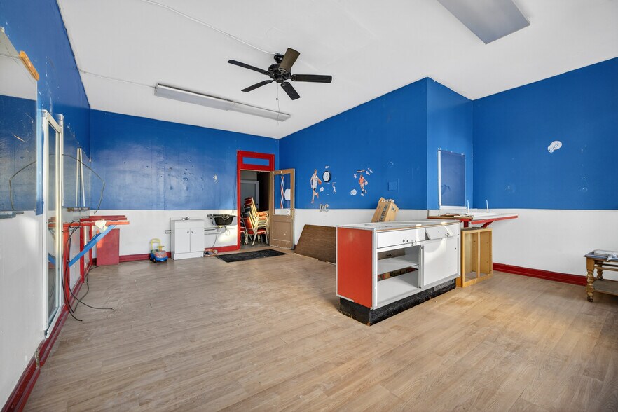 More Photos Of 42-58 Bank St, Waterbury, Ct, Waterbury Storefront Retail Office For Sale